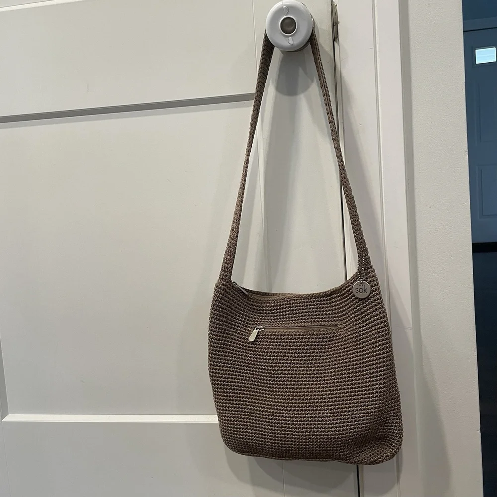 The Sak Shoulder Bag Tan Crochet Hobo Casual Boho Travel Beach Purse Handbag
